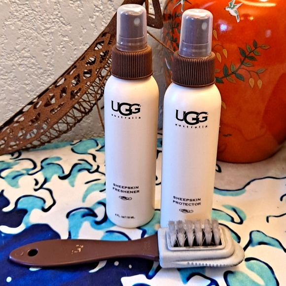 UGG Shoes - 🎅 Ugg Sheepskin Care Kit